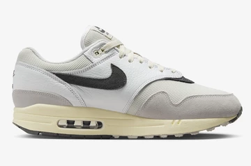 Die innenseite des Air Max 1 Bone Iron Grey