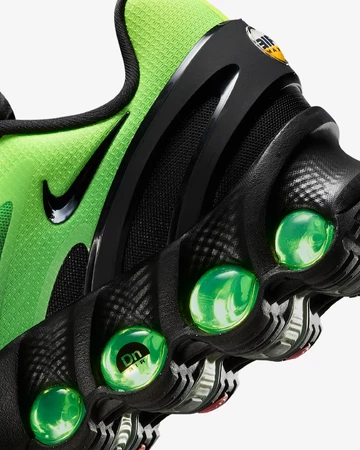 Air Max Dn8 Green Strike Ferse Details