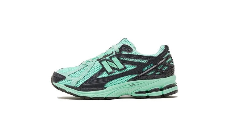 Size? New Balance 1906 Green Black