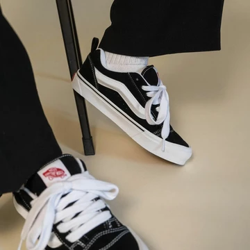 Vans Knu Skool Black White