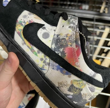 Supreme x Nike SB Dunk Low Rammellzee