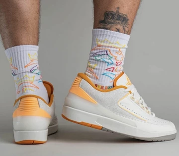 Jordan 2 Low Melon Tint