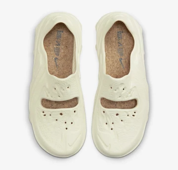 Nike ISPA Universal Natural