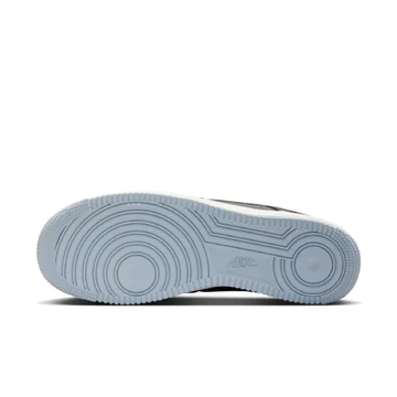 Nike Air Force 1 Black & Iron Grey Sohle