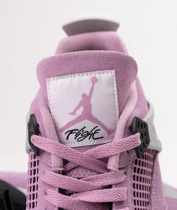 Air Jordan 4 Orchid Zunge Detail