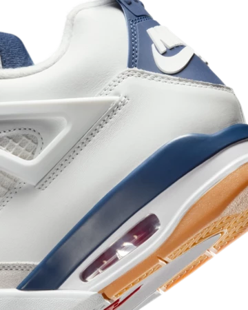 Nike SB x Air Jordan 4 Navy Ferse Details