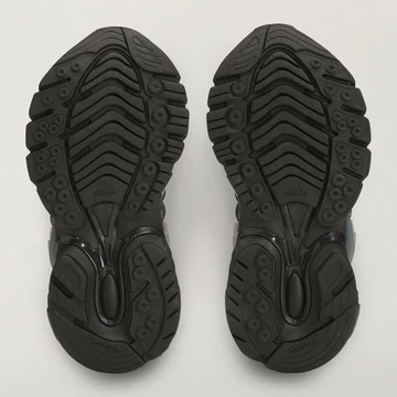 adidas Jellyfish Triple Black Sohle