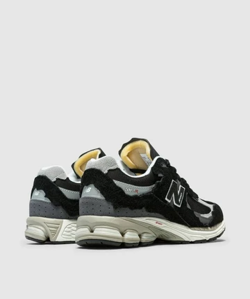 New Balance 2002R Protection Pack Black