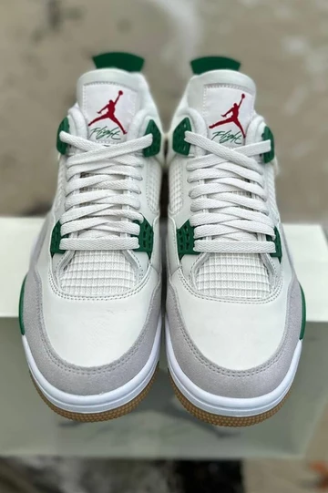 Nike SB Air Jordan 4 Pine Green