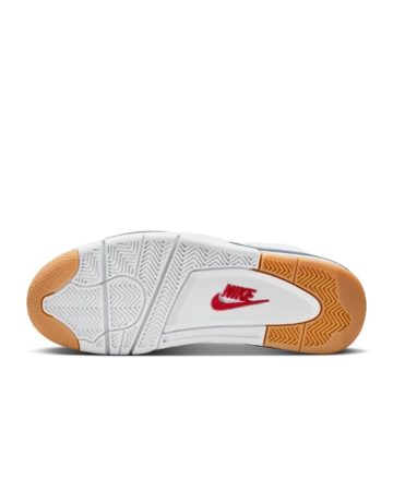 Nike SB x Air Jordan 4 Navy Sohle