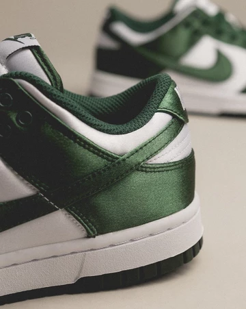 Dunk Low Satin Green White