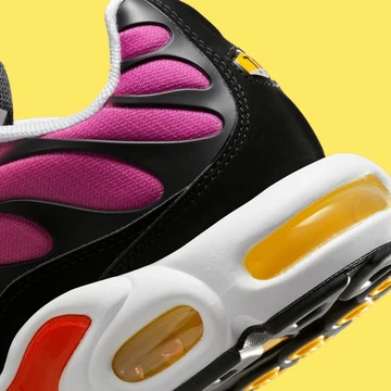 Nike Air Max Plus Gold Raspberry