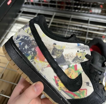 Supreme x Nike SB Dunk Low Rammellzee