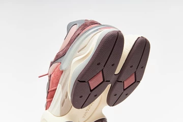 New Balance 9060 Cherry Blossom