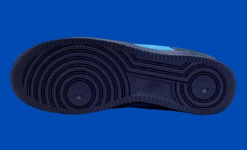 Stash x Nike Air Force 1 Low Harbor Blue Sohle von der Seite