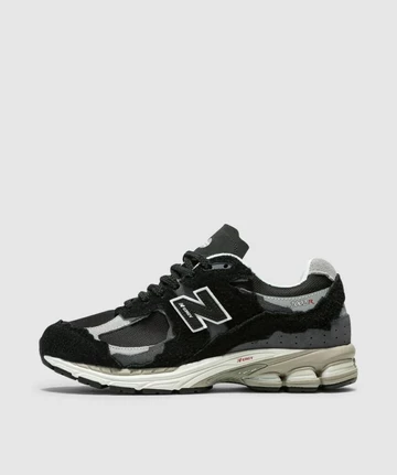 New Balance 2002R Protection Pack Black
