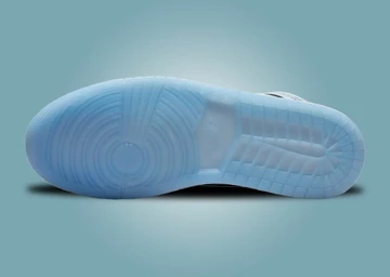 Jordan 1 Mid White Ice Blue