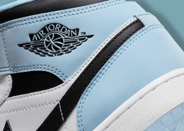 Jordan 1 Mid White Ice Blue