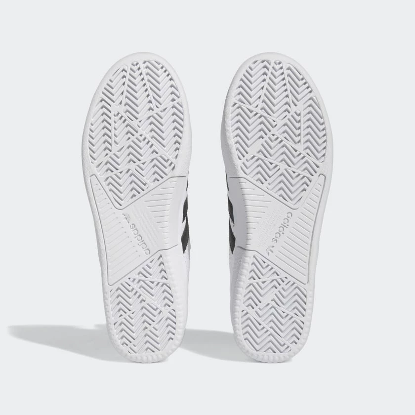 adidas Tyshawn Low Cloud White HQ2003 | Dead Stock