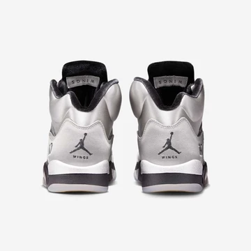 Jordan 5 Wings Paar Fersen