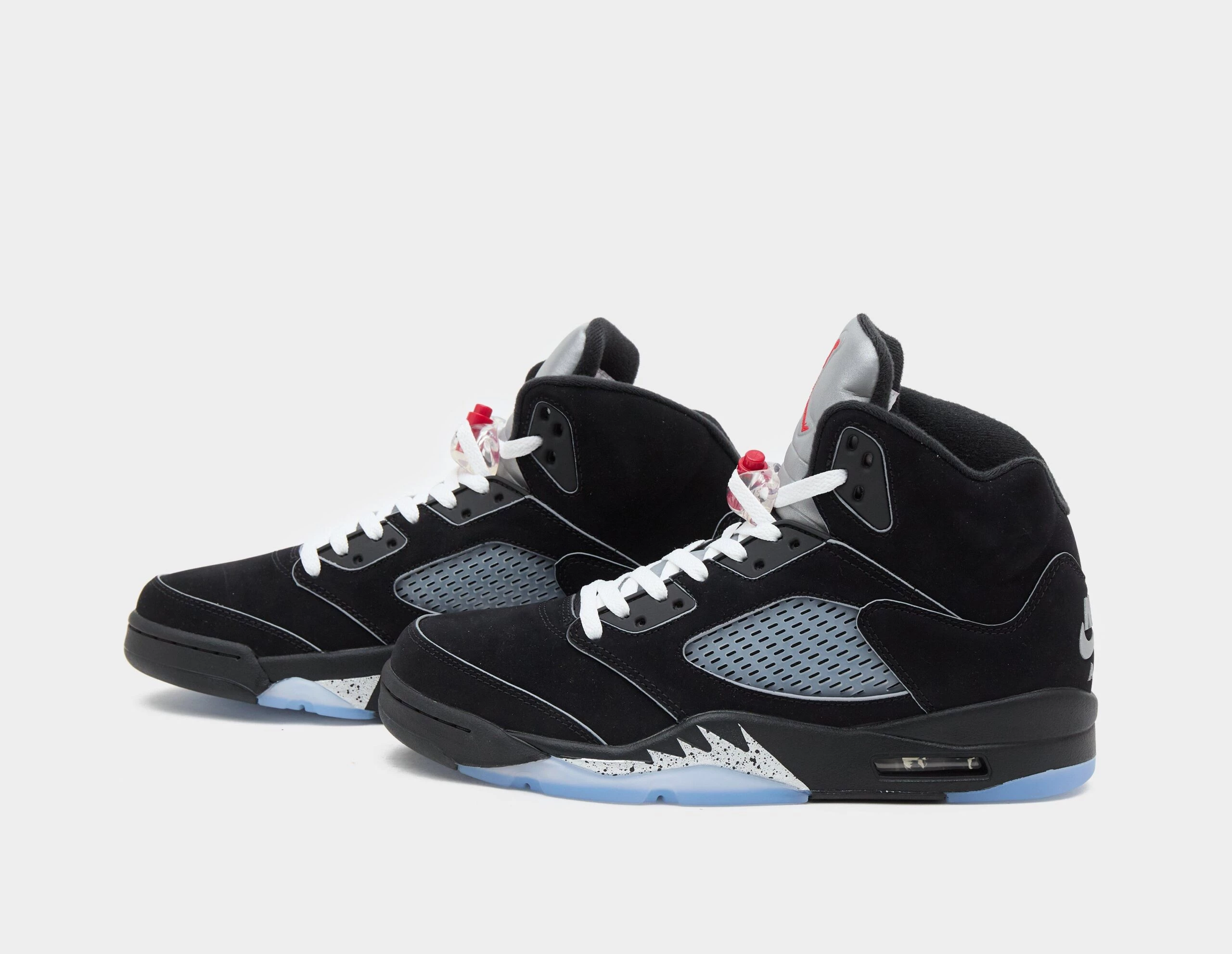Jordan 5 Black Metallic Reimagined HF3975-001 | Dead Stock