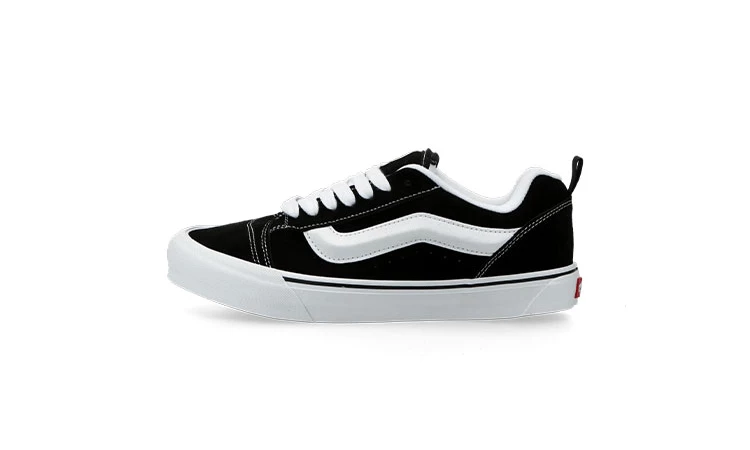 Black and white vans womens online