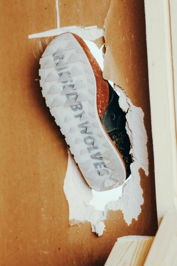 Raised By Wolves Saucony Jazz 81 Grey