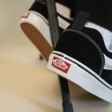 Vans Knu Skool Black White