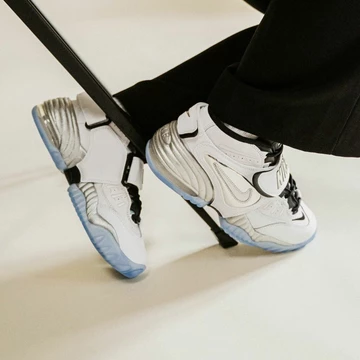 Nike Air Adjust Force Metallic Silver