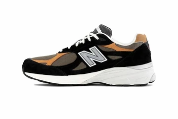New Balance 990 v3 Black Tan