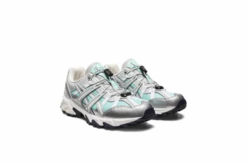 Matin Kim ASICS GEL-Sonoma 15-5