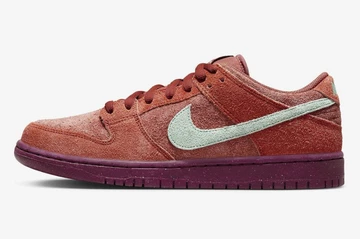 Nike SB Dunk Low Mystic Red