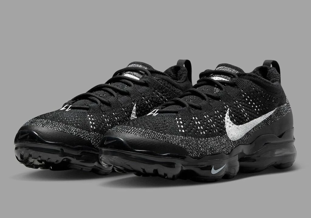 Air vapormax black white online