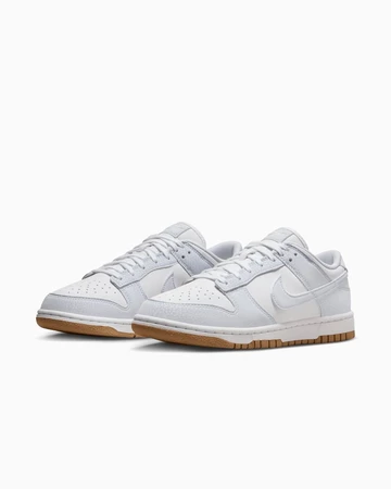 Dunk Low PRM NN Football Grey schräg frontal
