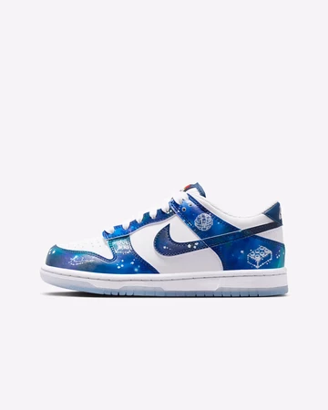 LEGO x Nike Dunk Low GS Galaxy Außenseite