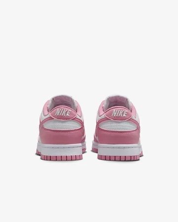 Nike Dunk Low Elemental Pink Fersen von hinten