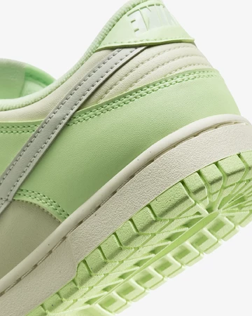 Dunk Low Next Nature Sea Glass Verse