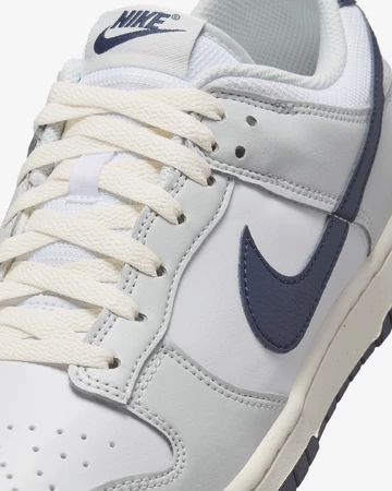 detailsd es Dunk Low Next Nature Photon Dust Obsidian