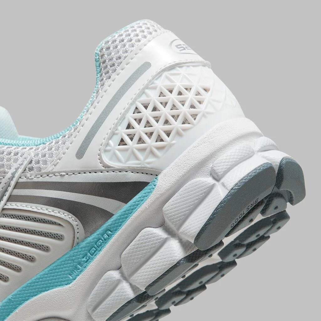Nike Vomero 5 Sky Blue FN3432-001 | Dead Stock