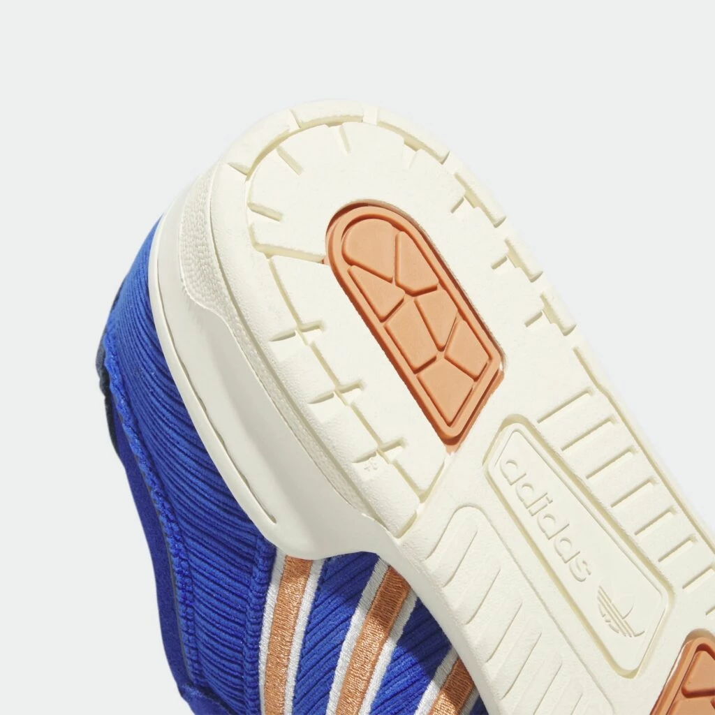 adidas gazelle silver green womens Adidas Ultraboost 21 Running Shoes