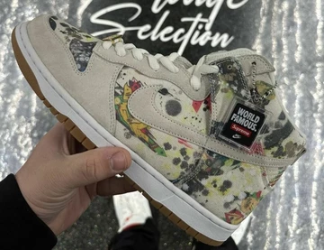 Supreme Nike SB Dunk High Rammellzee
