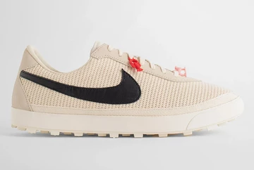 Die Außenseite des Bode Nike Astro Grabber Light Cream