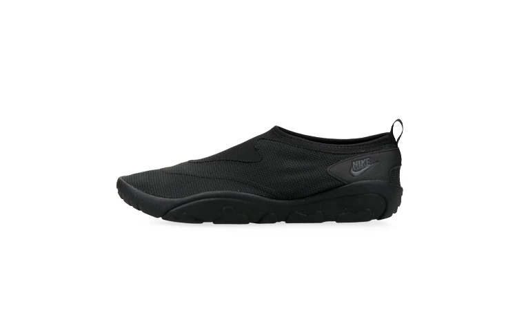Nike Aqua Turf Black