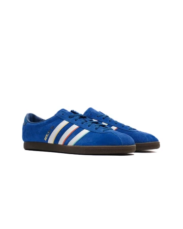 adidas Berlin 24 Blue schräg frontal