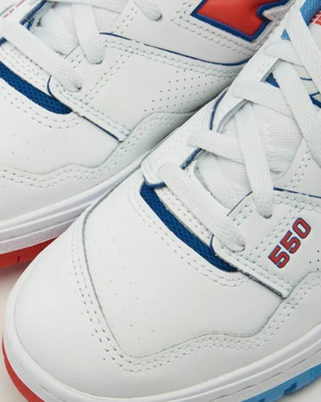 New Balance 550 Pistons