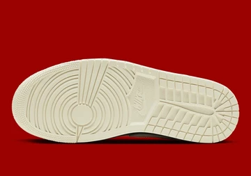 Jordan 1 Low Born To Fly