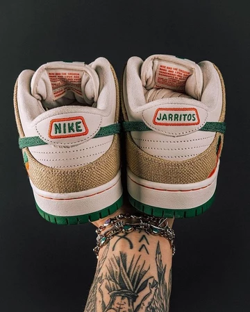Jarritos Nike SB Dunk Low
