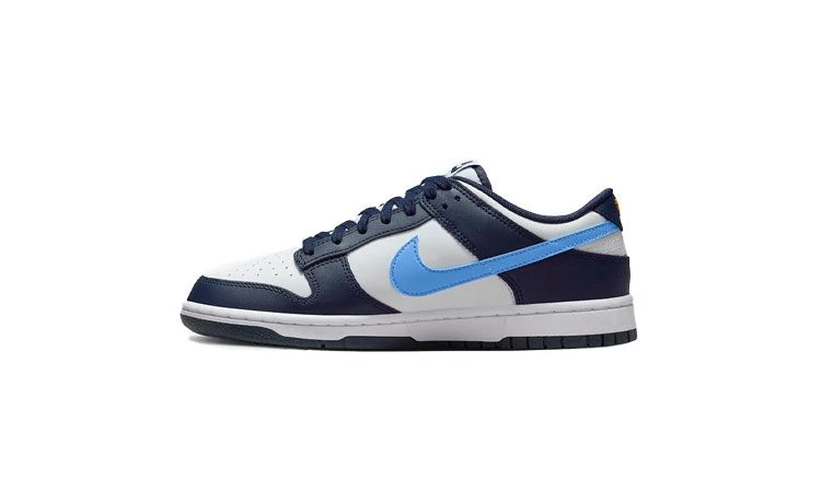 Dunk Low UNC Swoosh