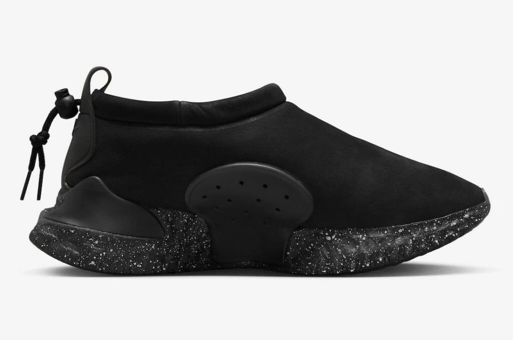 UNDERCOVER Nike Moc Flow Black DV5593-002 | Dead Stock