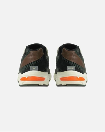 Hal Studios ASICS GEL-1130